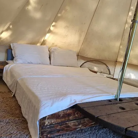 Megic Garden Bell Tent Vama Veche